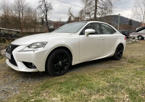 lexus Lexus IS cena 84900 przebieg: 60200, rok produkcji 2015 z Górzno